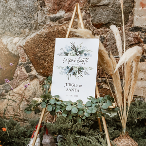 Koka molberts zelta krāsā ar personalizētu tekstu